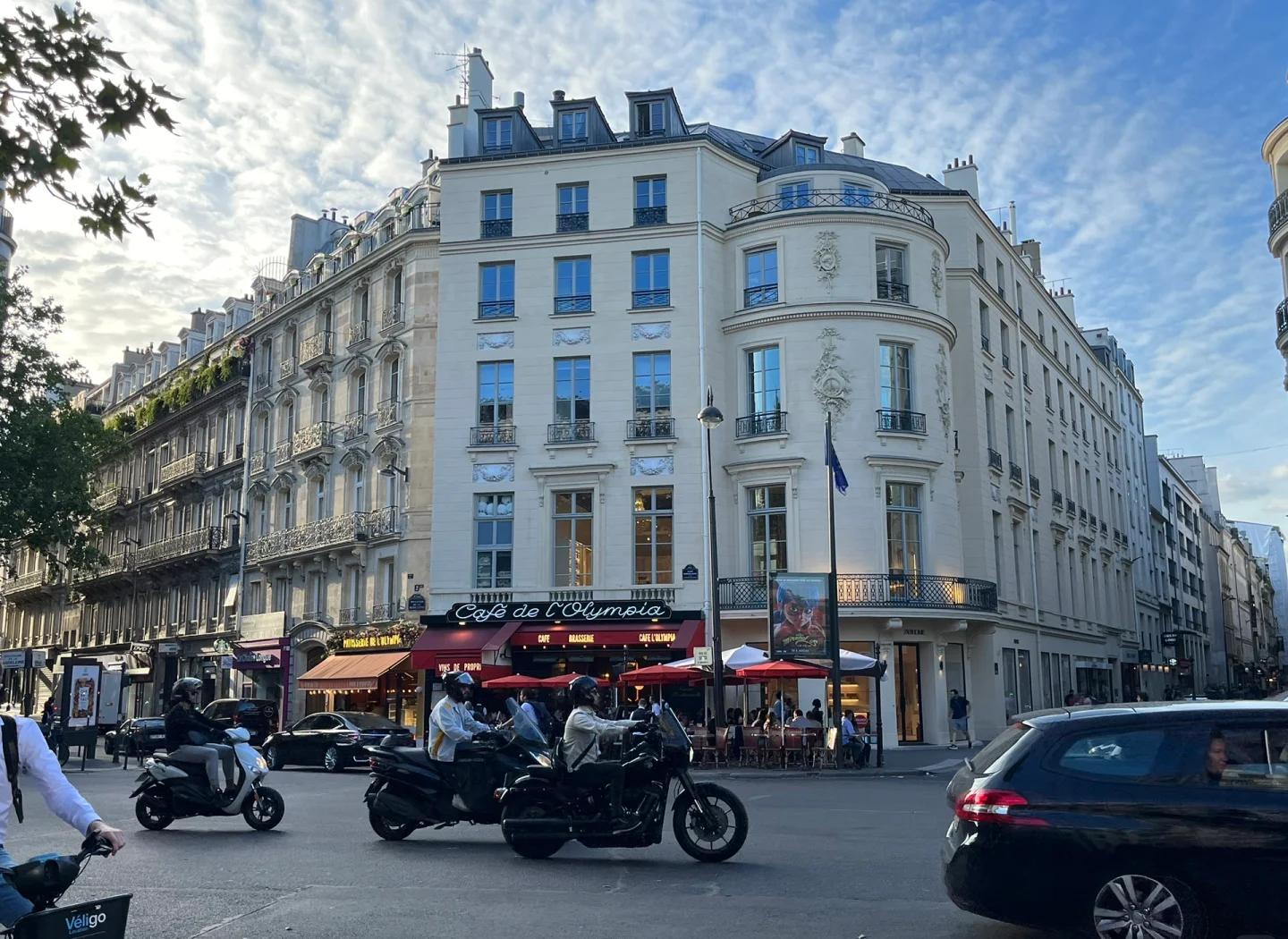 九游-莎拉波娃意外战胜法国队，出色防守引爆全场！的简单介绍