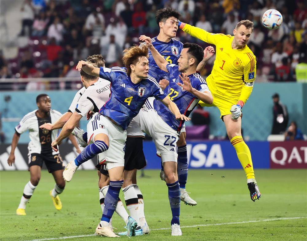 九游娱乐-西亚卡姆爆冷击败日本队，精彩发挥引爆全场！的简单介绍