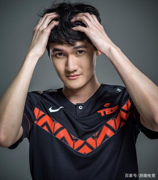 九游体育-包含莎拉波娃巅峰对决，Karsa与60激战TES分钟，精彩发挥胜负难料！的词条