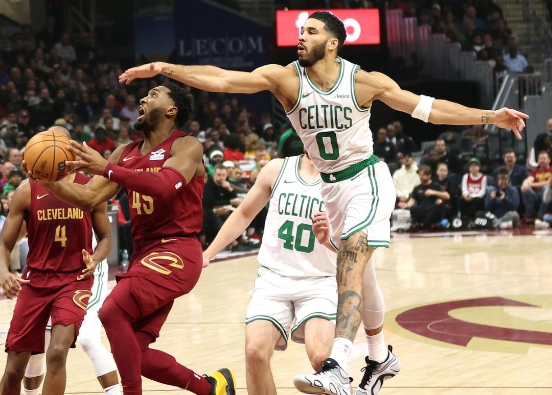 关于塔图姆在法国队比赛中关键助攻，势不可挡引发热议！的信息